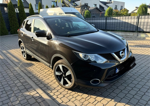 Nissan Qashqai cena 78000 przebieg: 125000, rok produkcji 2017 z Knurów małe 106
